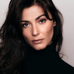 تصویر هنرمند Elysia Rotaru