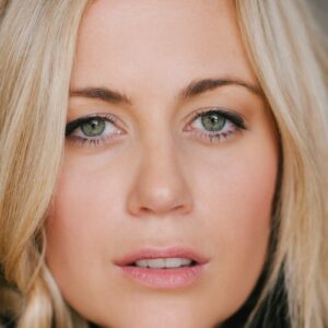 تصویر هنرمند Rachael Carpani