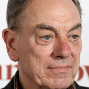 تصویر هنرمند Alun Armstrong