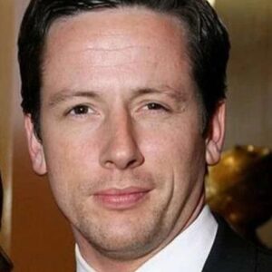 تصویر هنرمند Ross McCall